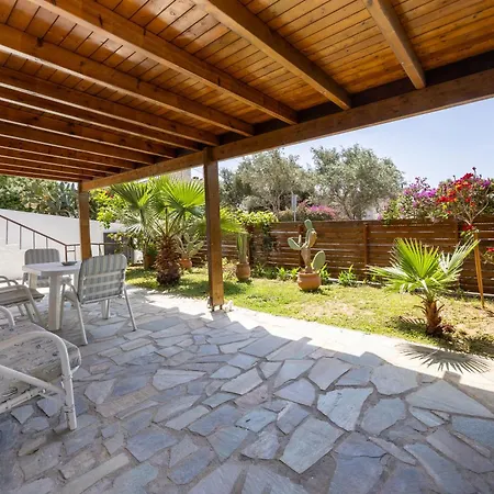 Beachside Bungalows Athens Room photo