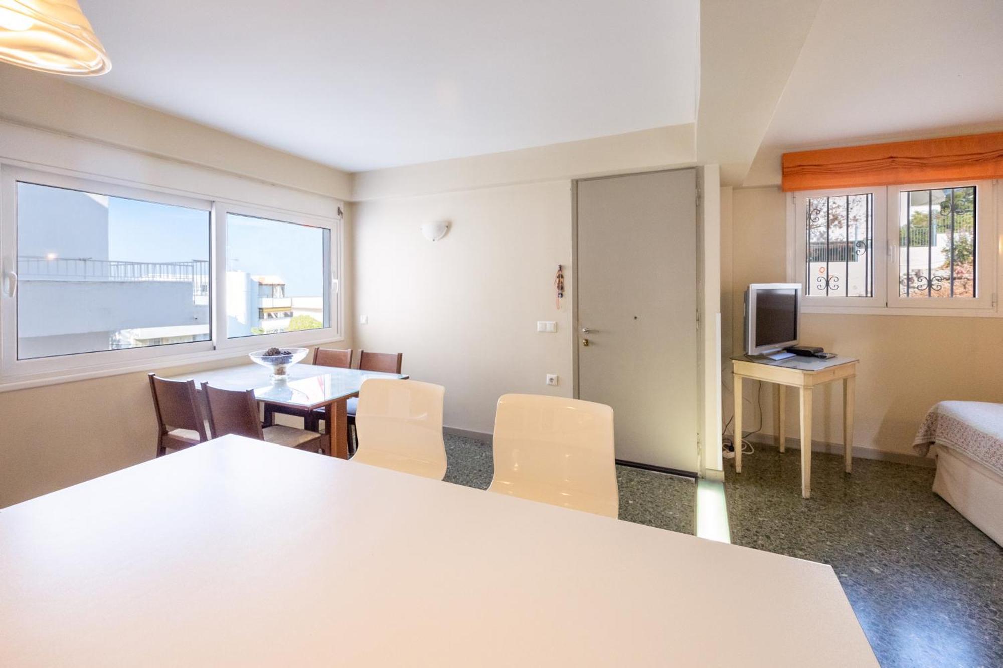 Beachside Apartment