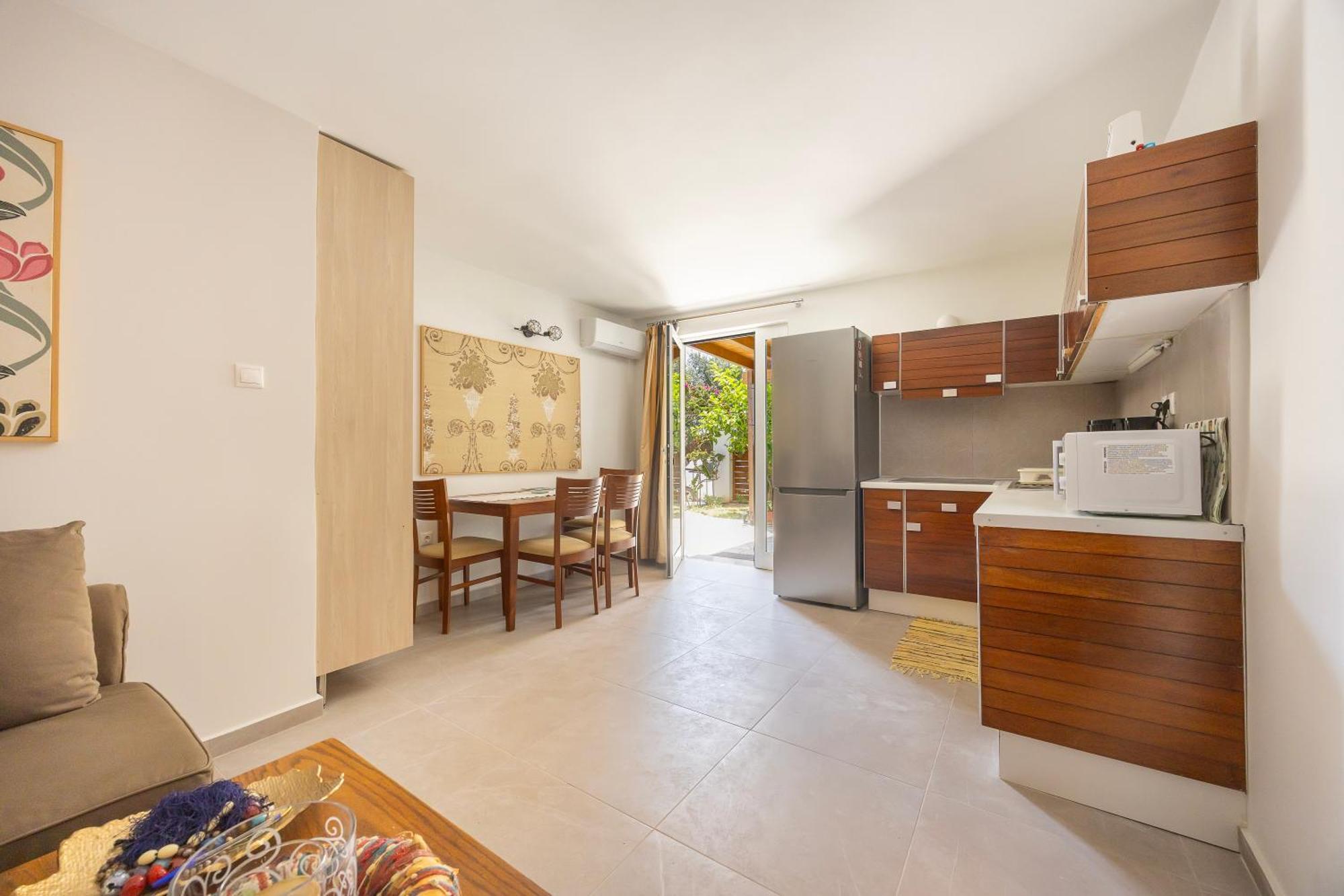 Beachside Apartment